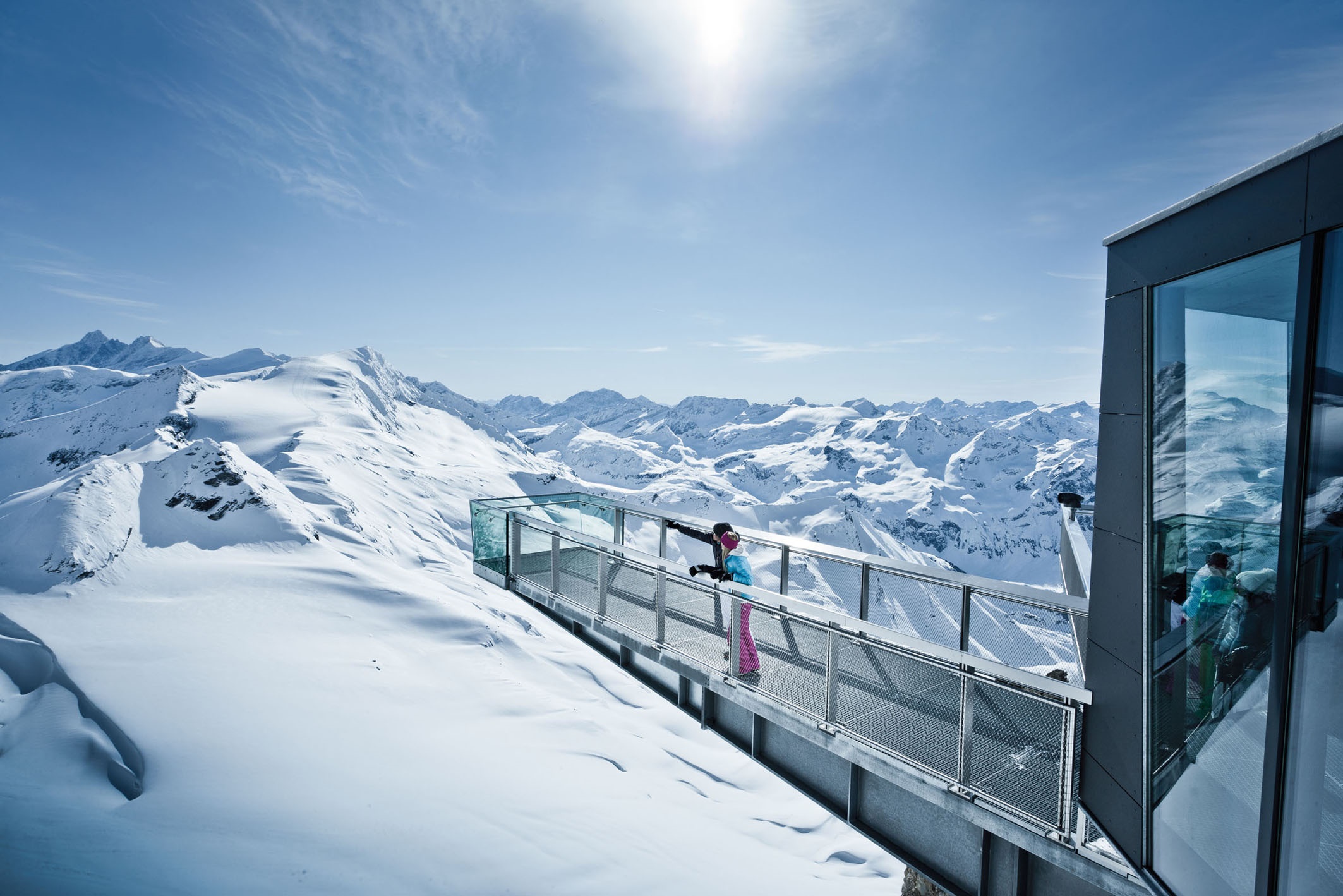 Glacier skiing on the Kitzsteinhorn in Kaprun